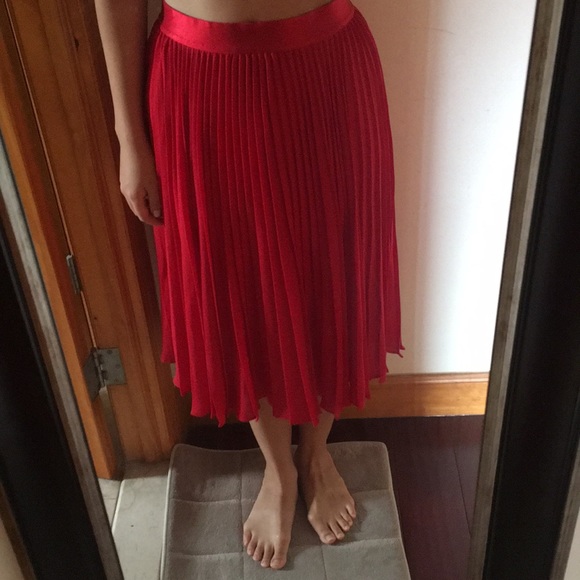 Express Skirt - Picture 4 of 5